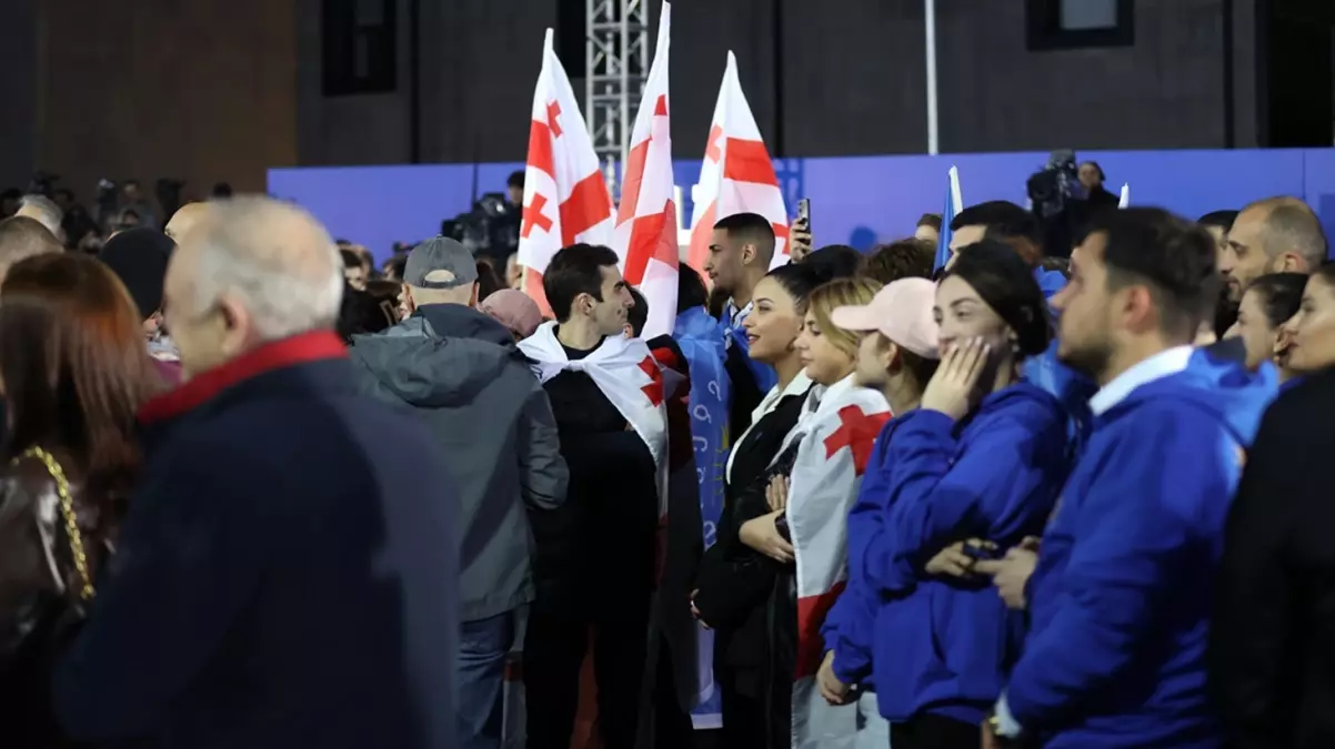 Gürcistan’da Seçim Krizi