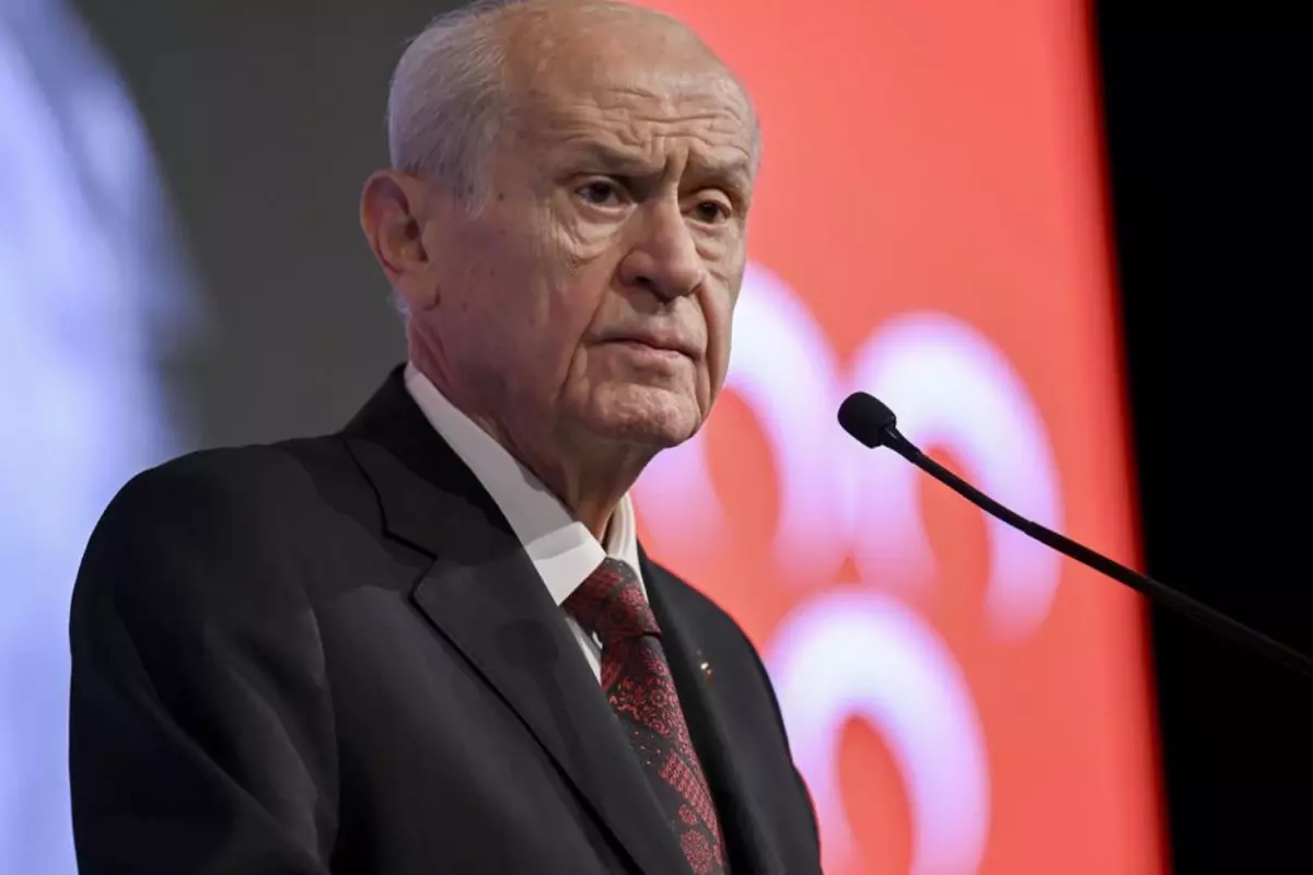 Bahçeli’den ”İmralı” açıklaması: Demokratikleşmeye omuz verenlere müteşekkiriz